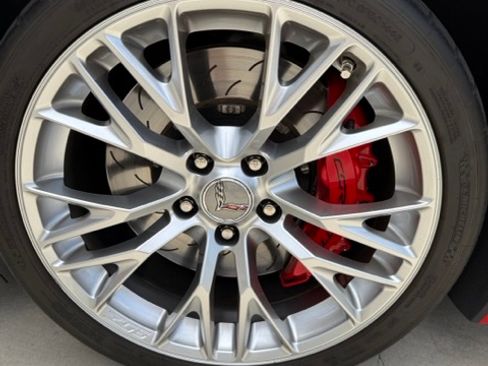 Used 2016 Chevrolet Corvette Z06 w/ 2LZ Preferred Equipment Group RWD image 25