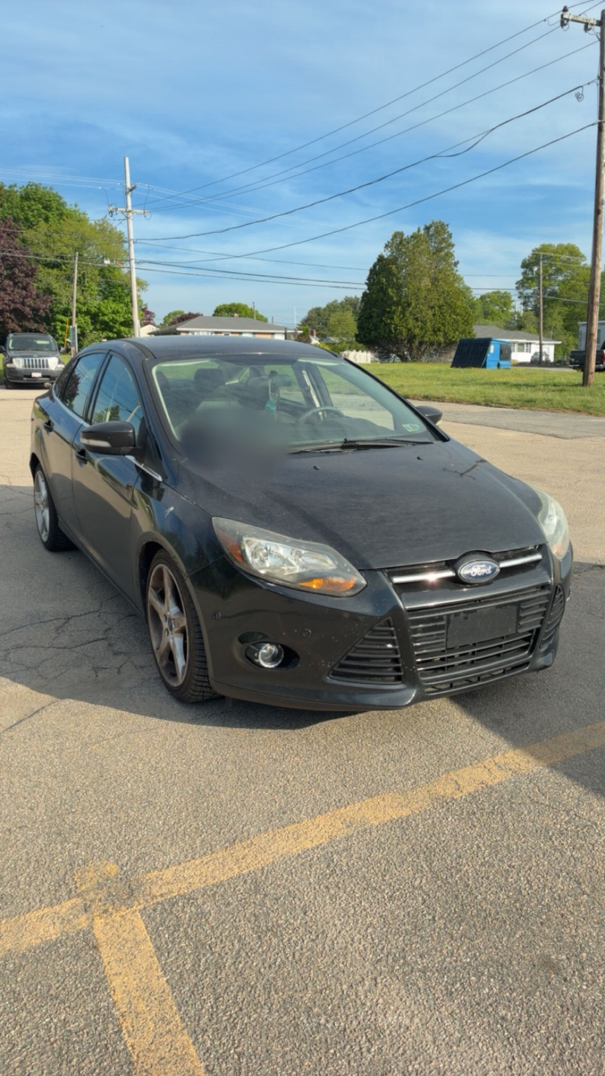 Used 2013 Ford Focus Titanium w/ Titanium Handling Pkg FWD image 1