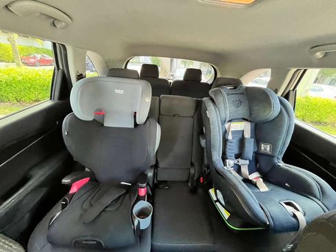 Used 2017 Kia Sorento LX AWD/4WD image 16