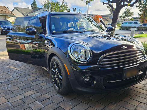 Used 2013 MINI Cooper Clubman Cooper Hatchback 3D image 14