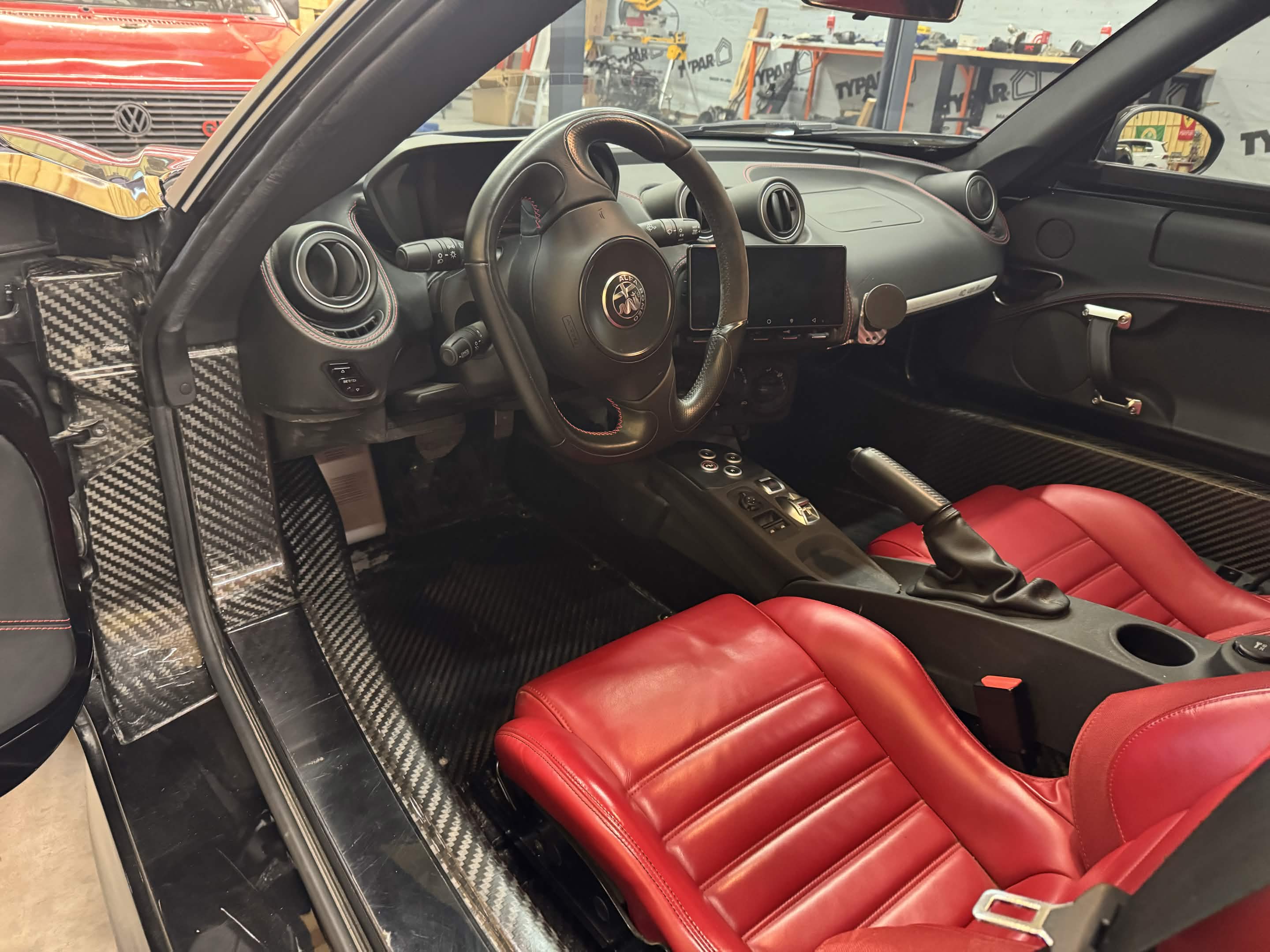 Used 2017 Alfa Romeo 4C Coupe w/ Coupe Track Package 1 RWD image 12