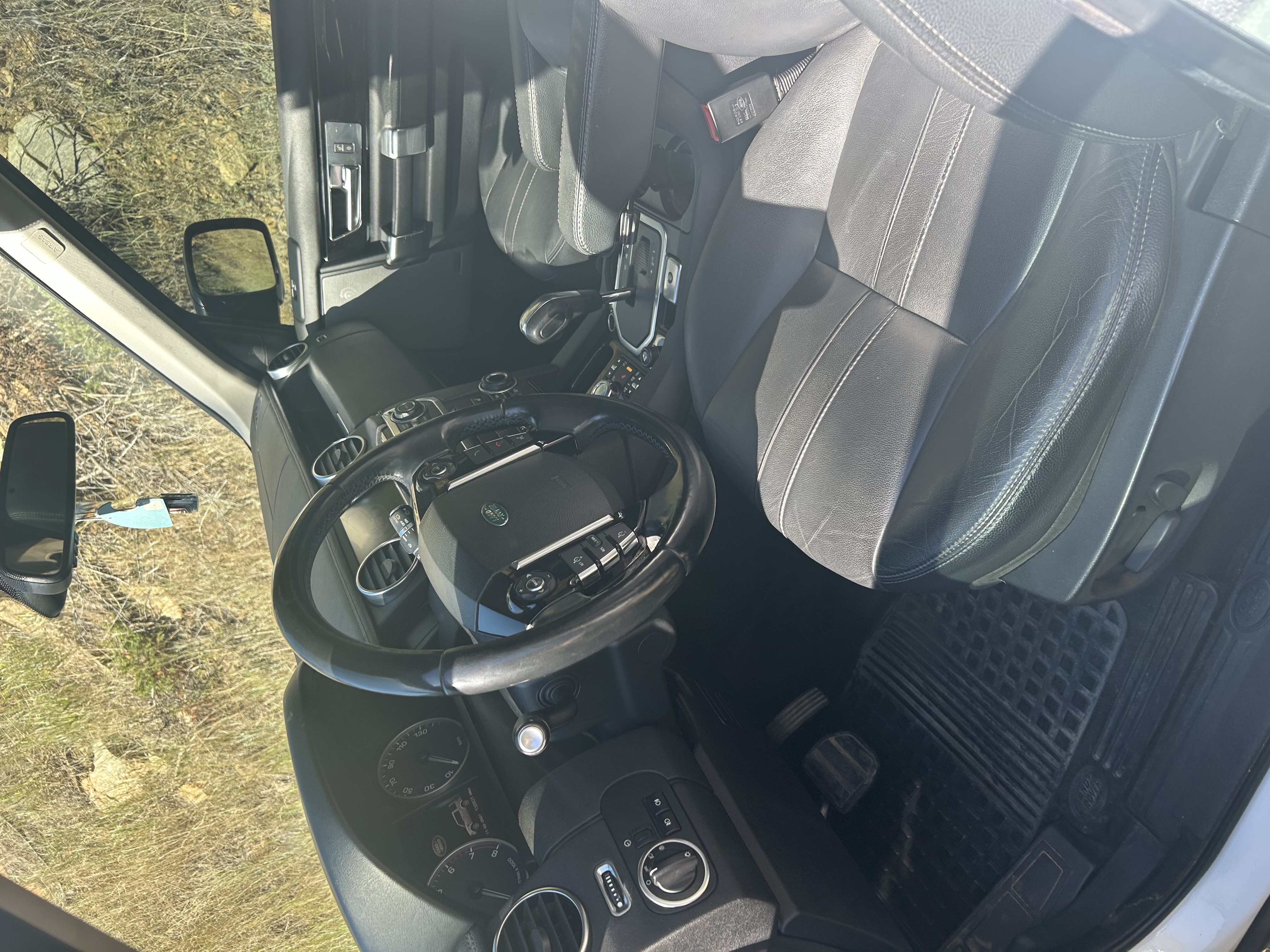 Used 2013 Land Rover LR4 HSE AWD/4WD image 9