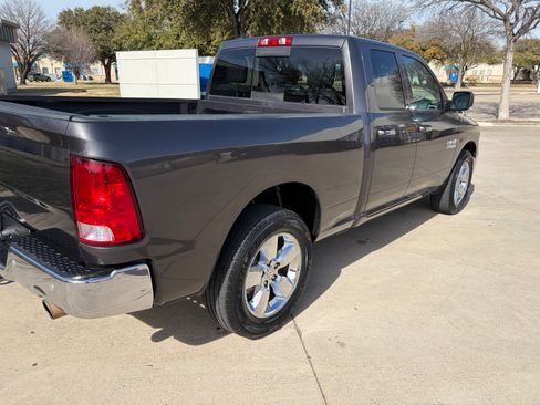 Used 2018 RAM 1500 Big Horn image 6