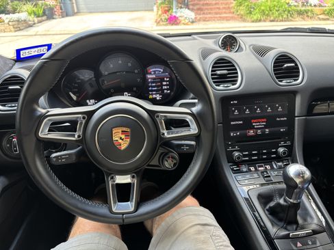 Used 2018 Porsche 718 Cayman GTS image 22