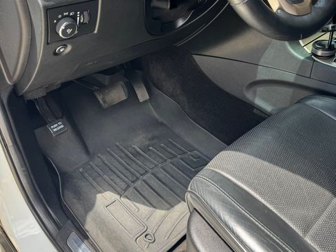 Used 2014 Jeep Grand Cherokee Summit AWD/4WD image 6