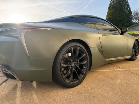 Used 2018 Lexus LC 500 500 Coupe 2D w/ Performance Package image 10