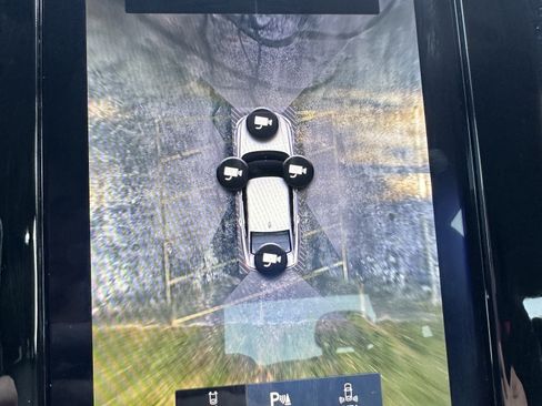 Used 2017 Volvo S90 T6 Inscription w/ Vision Package image 20