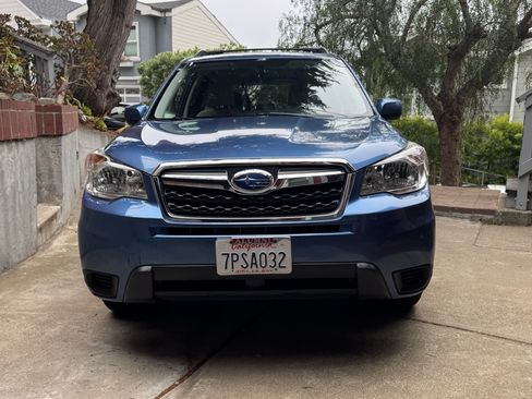 Used 2016 Subaru Forester 2.5i Premium w/ All-Weather Package AWD/4WD image 2