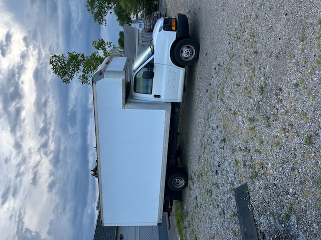 Used 2012 GMC Savana 3500 RWD image 4