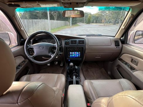 Used 1998 Toyota 4Runner SR5 image 14