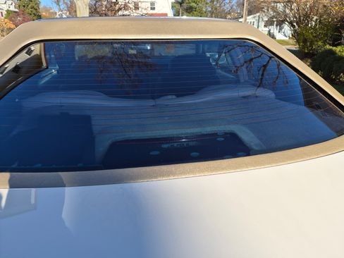 Used 2002 Cadillac Eldorado Touring w/ Preffered Equipment Group image 10