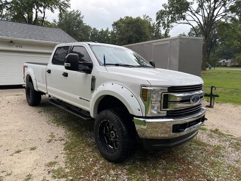Used 2019 Ford F250 XLT AWD/4WD image 5
