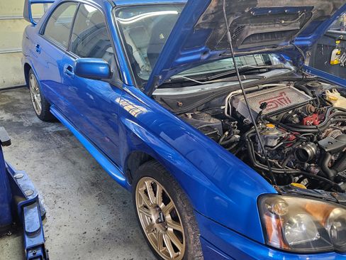 Used 2005 Subaru Impreza WRX STI image 10