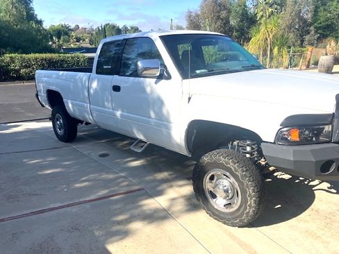 Used 1996 Dodge Ram 2500 Truck 4x4 Club Cab image 1
