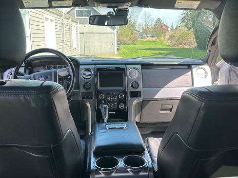 Used 2014 Ford F150 Limited image 21