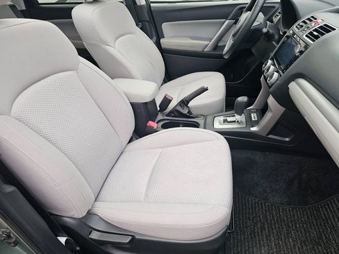 Used 2017 Subaru Forester 2.5i Limited w/ Popular Package #2 image 9