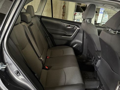 Used 2023 Toyota RAV4 XLE w/ Convenience Package image 8