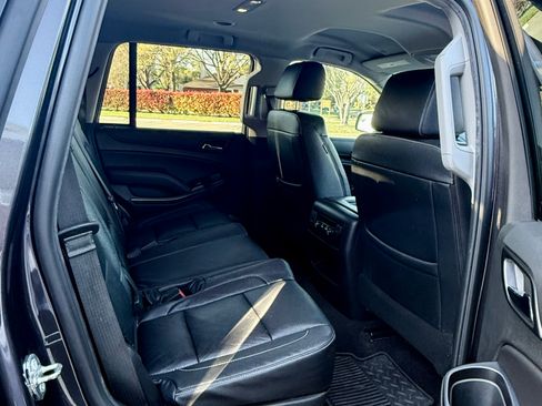 Used 2018 Chevrolet Tahoe LS w/ All-Season Package image 18