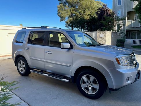 Used 2011 Honda Pilot EX image 5