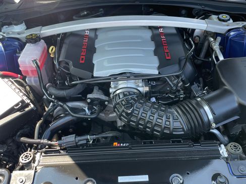 Used 2020 Chevrolet Camaro SS image 9