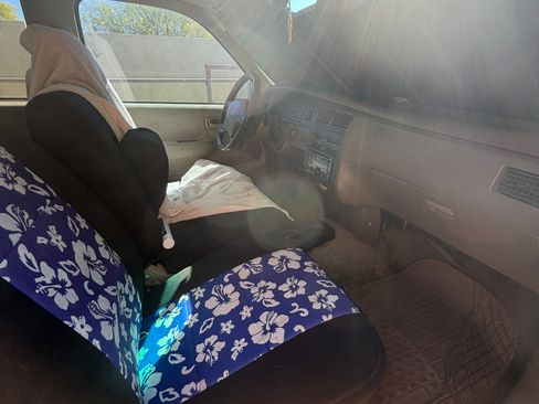 Used 1996 Toyota T100 SR5 image 11