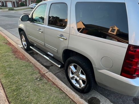 Used 2012 Chevrolet Tahoe LT RWD image 4