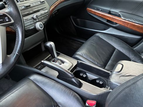 Used 2012 Honda Accord EX-L image 9