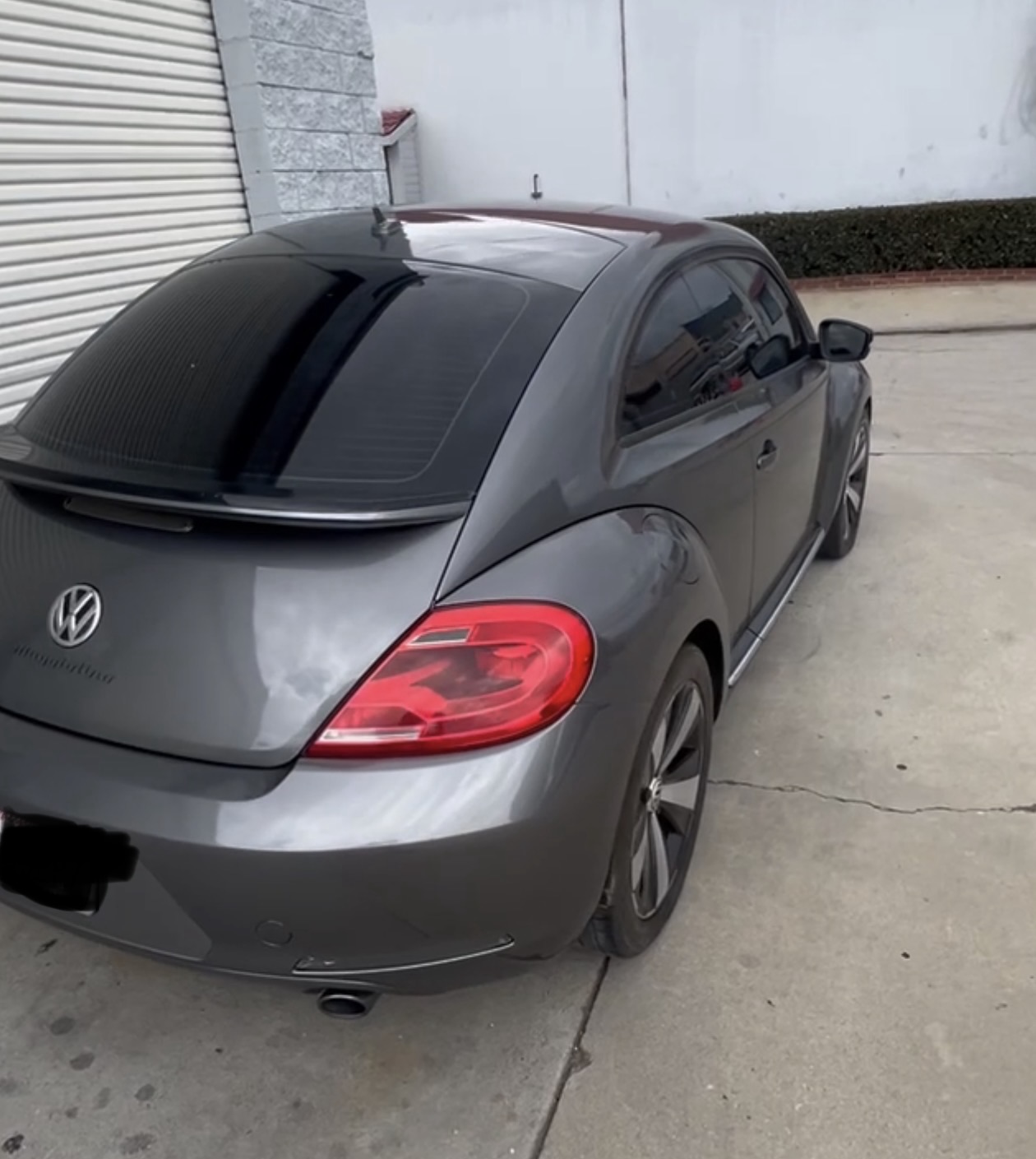 Used 2013 Volkswagen Beetle 2.0T FWD image 17