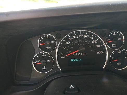 Used 2015 GMC Savana 2500 image 11