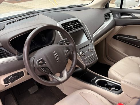 Used 2019 Lincoln MKC Premiere AWD/4WD image 6