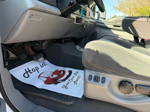 Used 2002 Ford F250 2WD Crew Cab Super Duty image 24