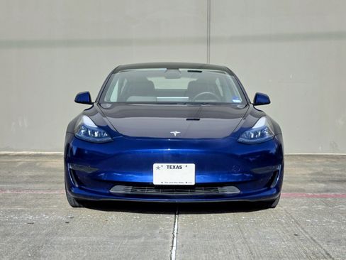 Used 2023 Tesla Model 3 Standard Range image 8