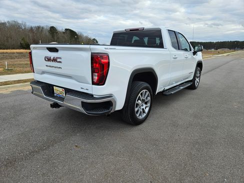 Used 2020 GMC Sierra 1500 SLE w/ SLE Value Package image 9