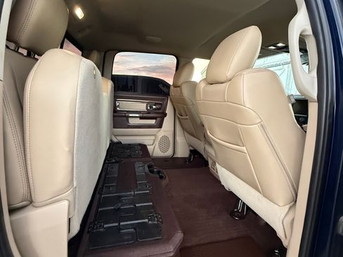 Used 2017 RAM 2500 Laramie image 8