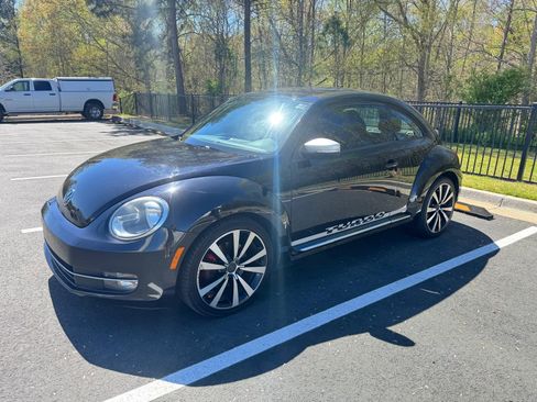 Used 2012 Volkswagen Beetle Turbo FWD image 4
