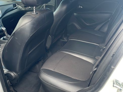 Used 2018 Buick Encore Preferred image 9