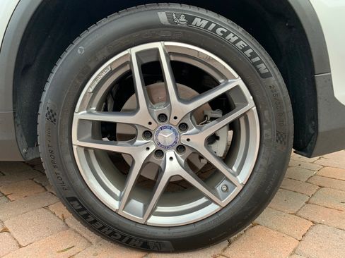 Used 2016 Mercedes-Benz GLC 300 image 32