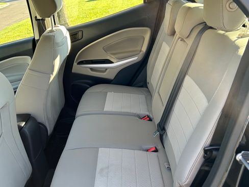 Used 2019 Ford EcoSport S FWD image 8