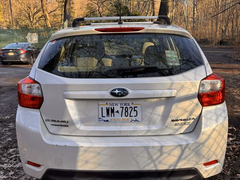 Used 2013 Subaru Impreza 2.0i image 6