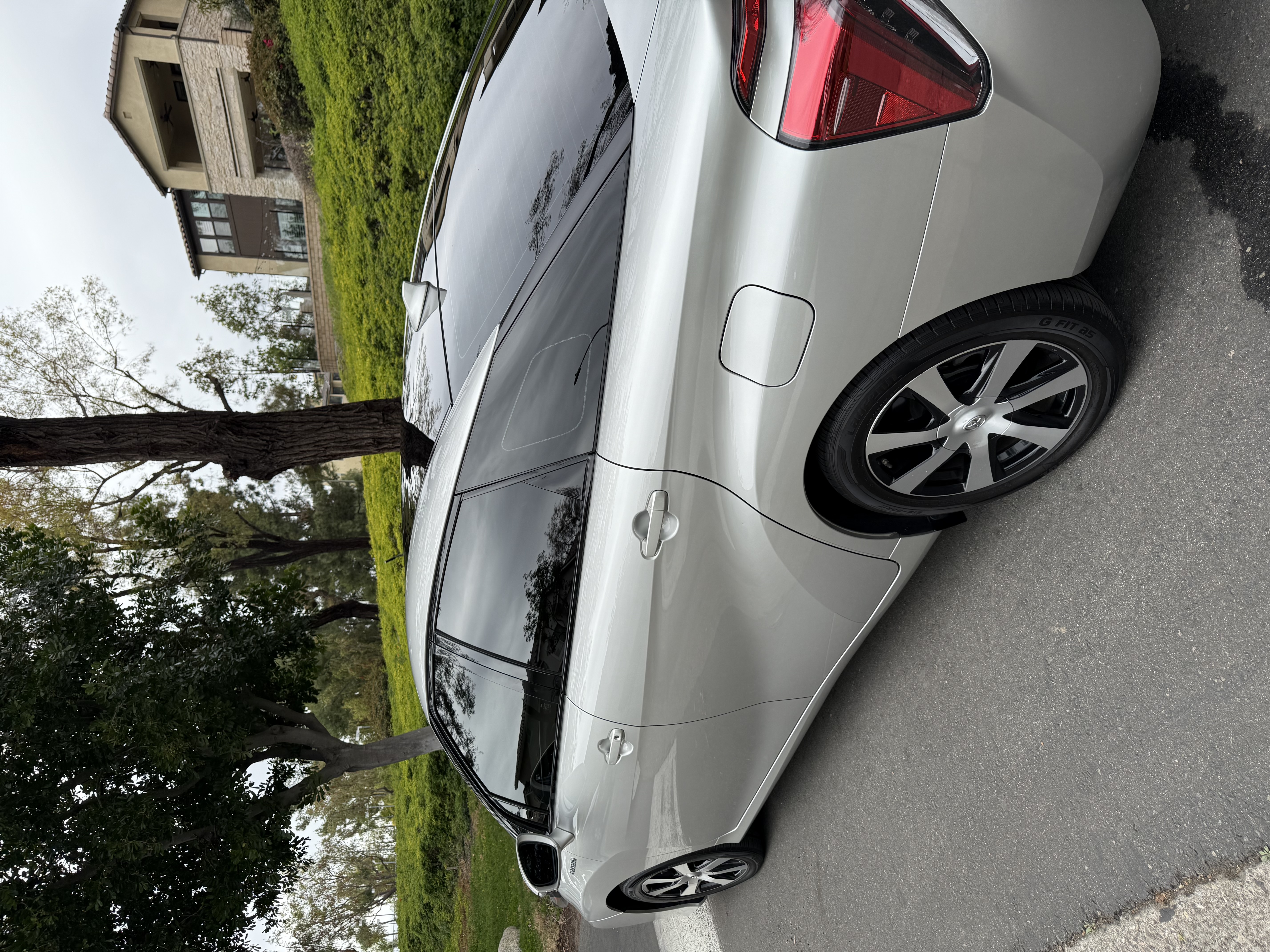 Used 2017 Toyota Mirai FWD image 23