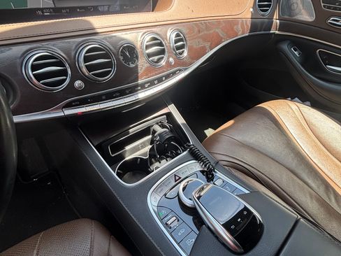 Used 2018 Mercedes-Benz S 450 Sedan image 11