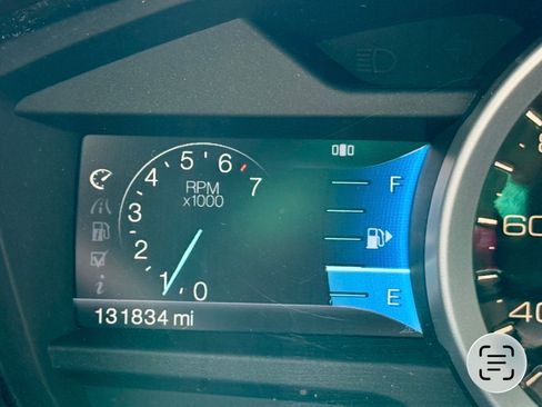 Used 2011 Ford Explorer XLT w/ 202A Rapid Spec Order Code FWD image 11