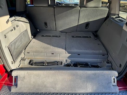 Used 2006 Jeep Commander 2WD image 15