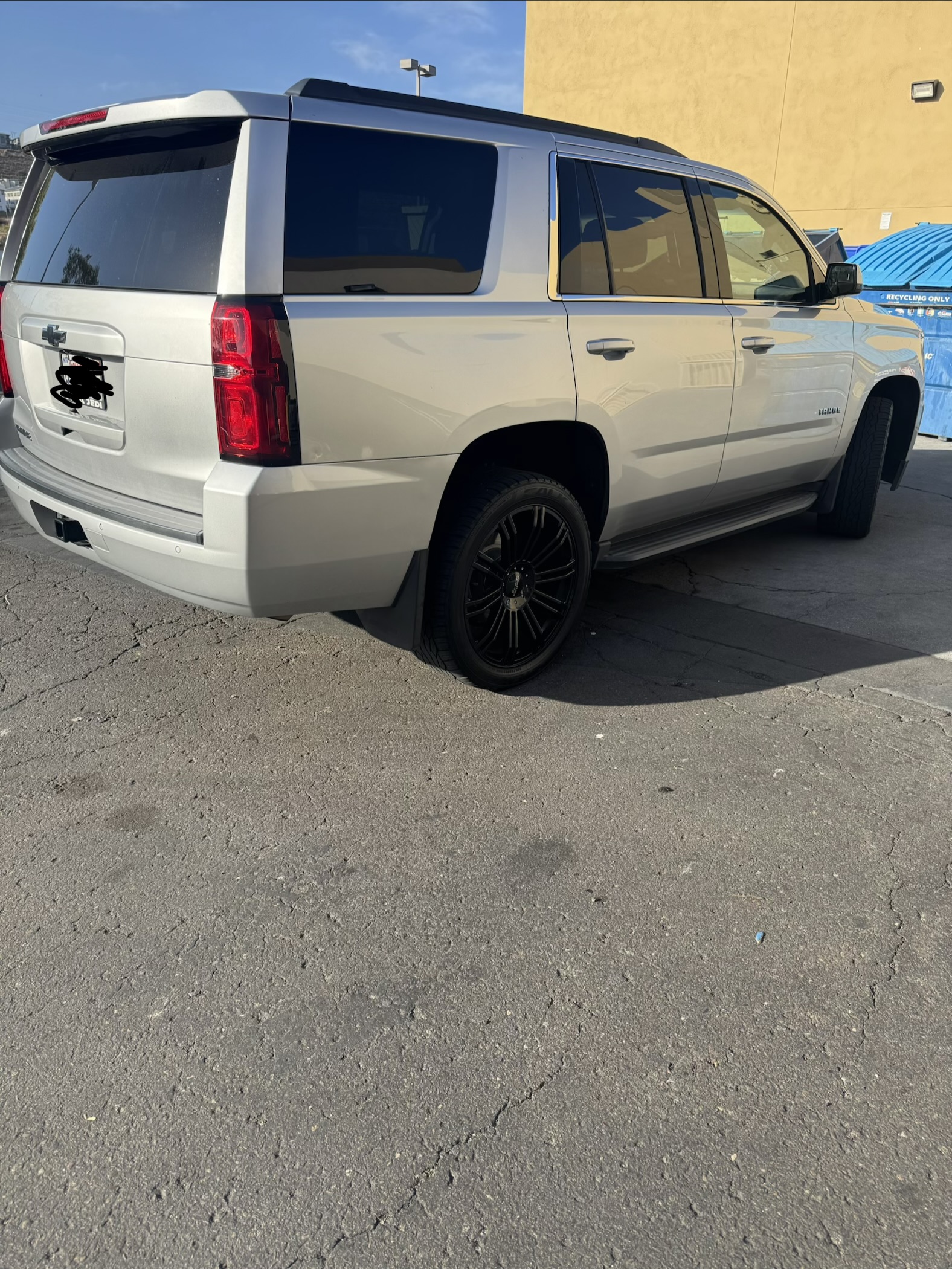 Used 2017 Chevrolet Tahoe LS RWD image 5