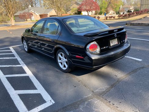 Used 2003 Nissan Maxima SE image 1