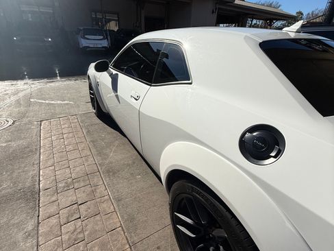 Used 2019 Dodge Challenger SRT Hellcat Redeye RWD image 15