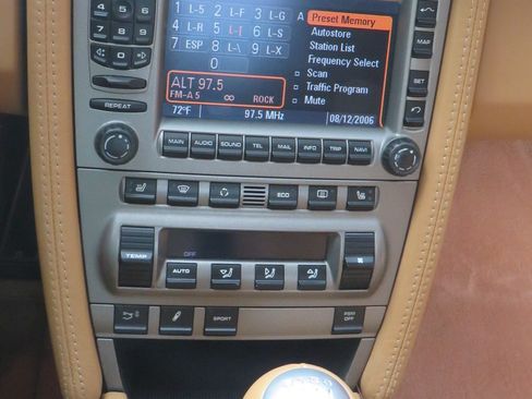 Used 2005 Porsche 911 Carrera S image 12