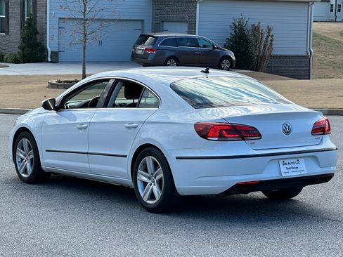 Used 2015 Volkswagen CC R-Line image 9