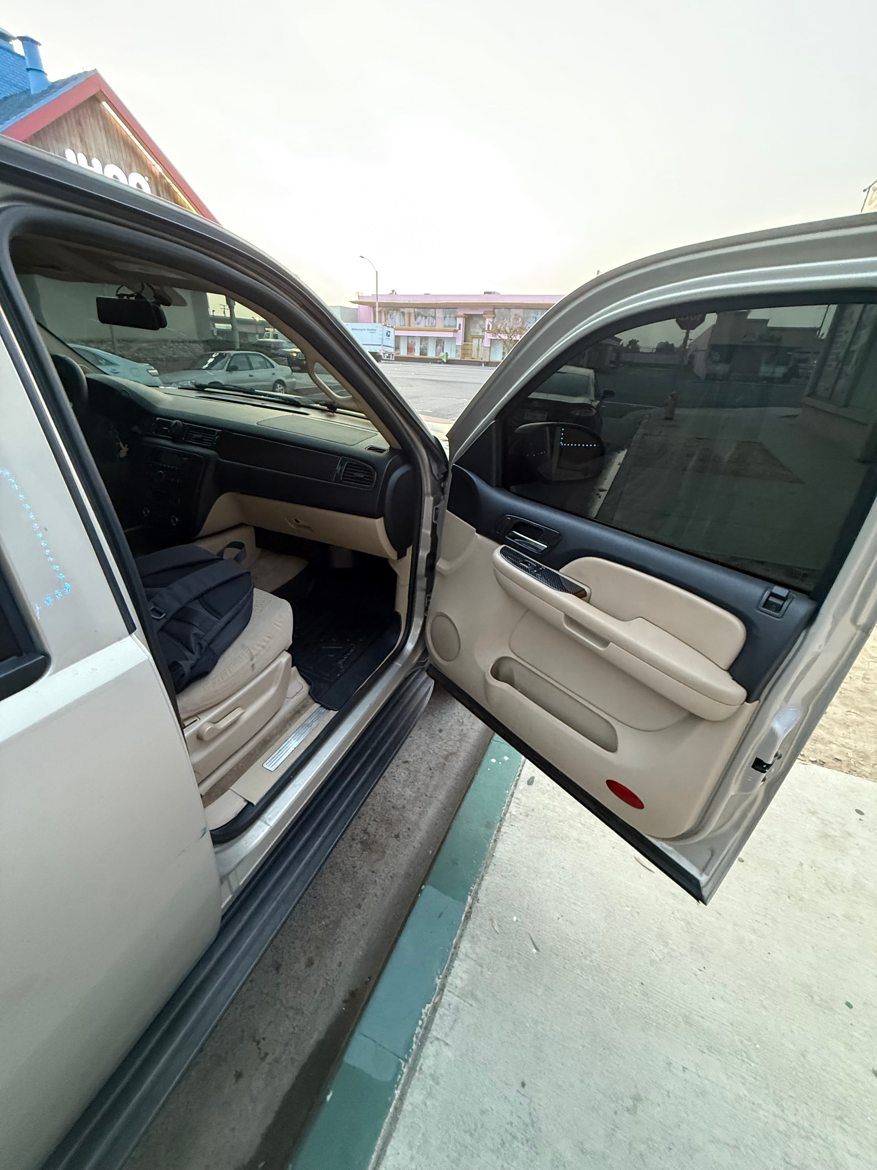 Used 2007 Chevrolet Tahoe LT w/ 1LT Special Edition RWD image 28