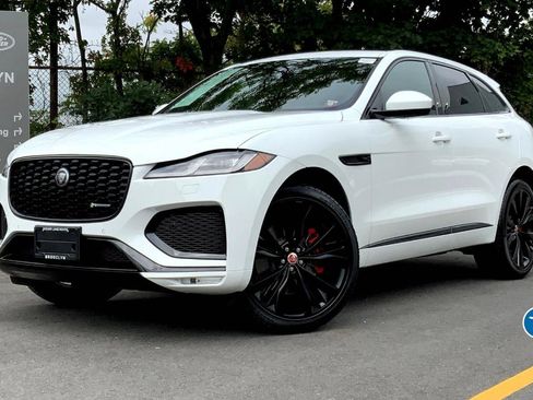 Used 2023 Jaguar F-PACE R-Dynamic S image 1